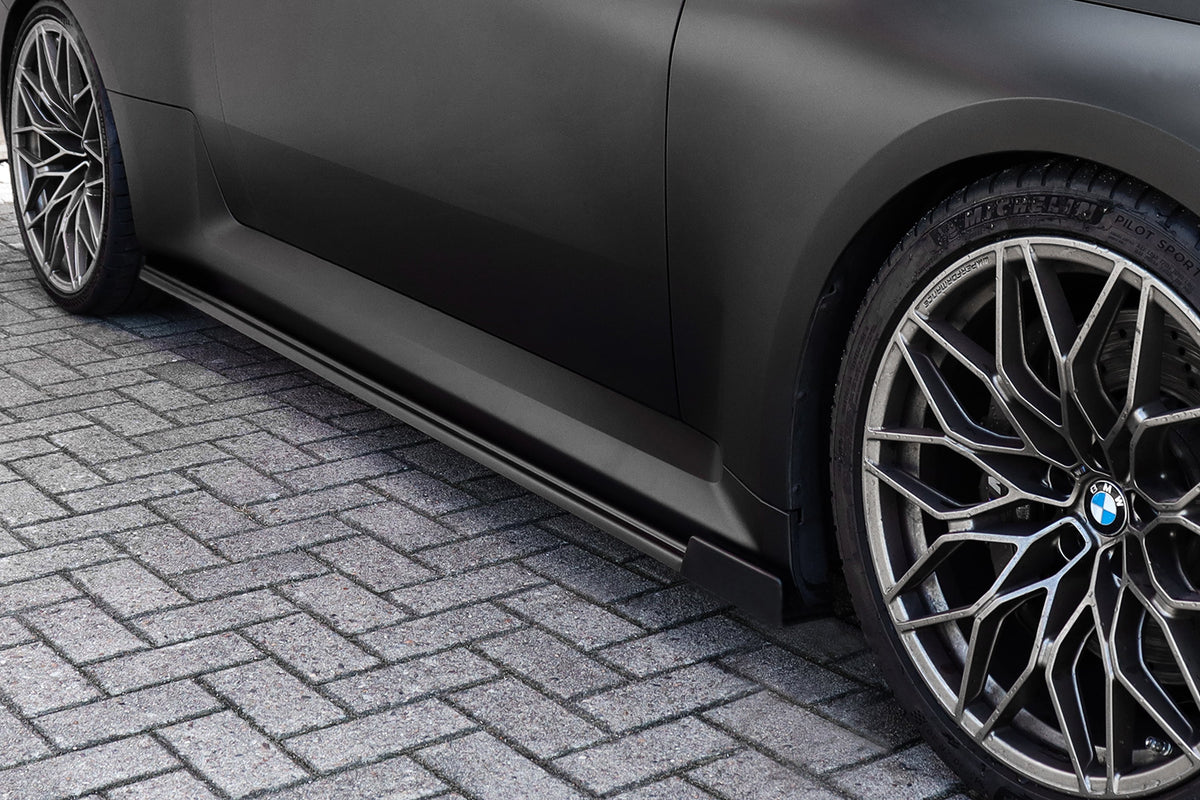 Seitenschweller mit Wing vorne aus ABS passend für BMW M2 G87