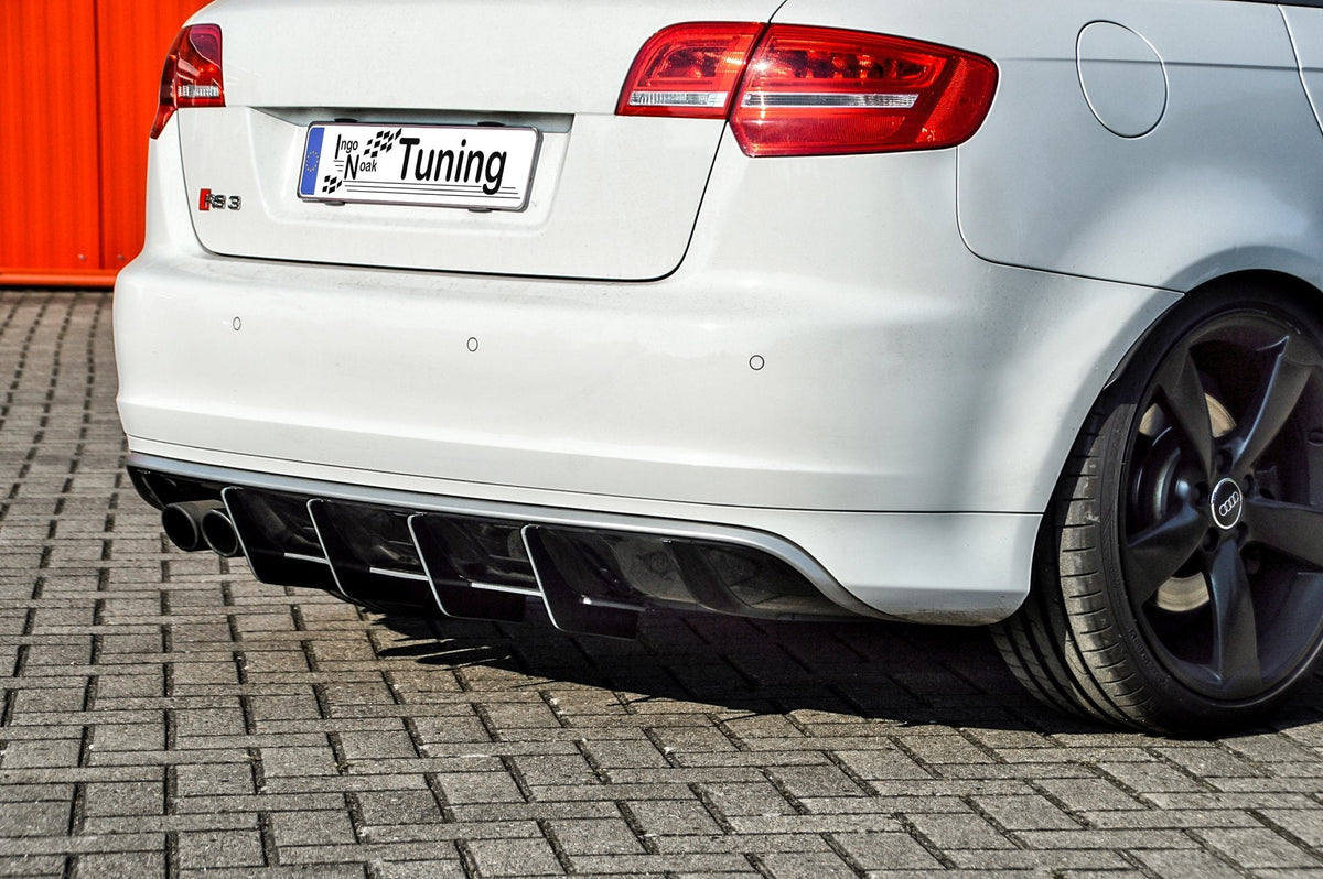 Gefräster Heckansatz mit Finnen passend für Audi RS3 8PA