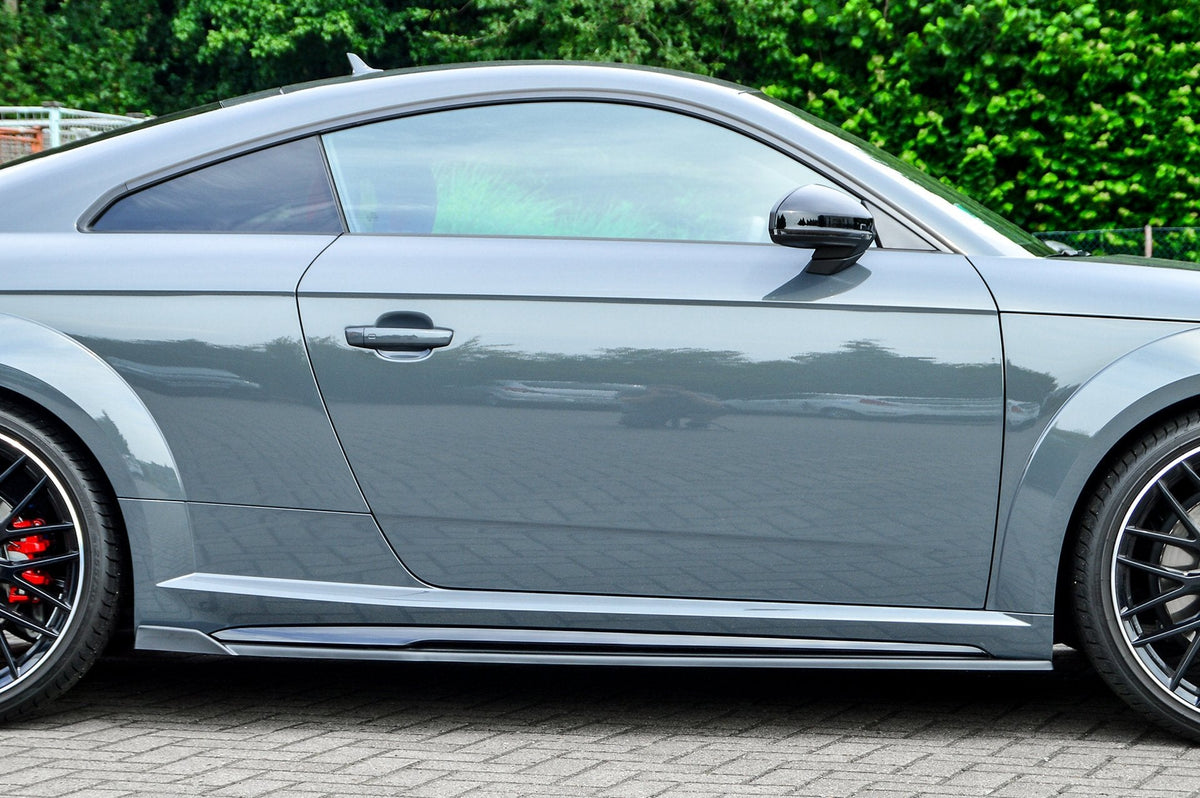 Cup Schweller mit Wing passend für Audi TT S-Line + TTS 8S + TTRS 8S