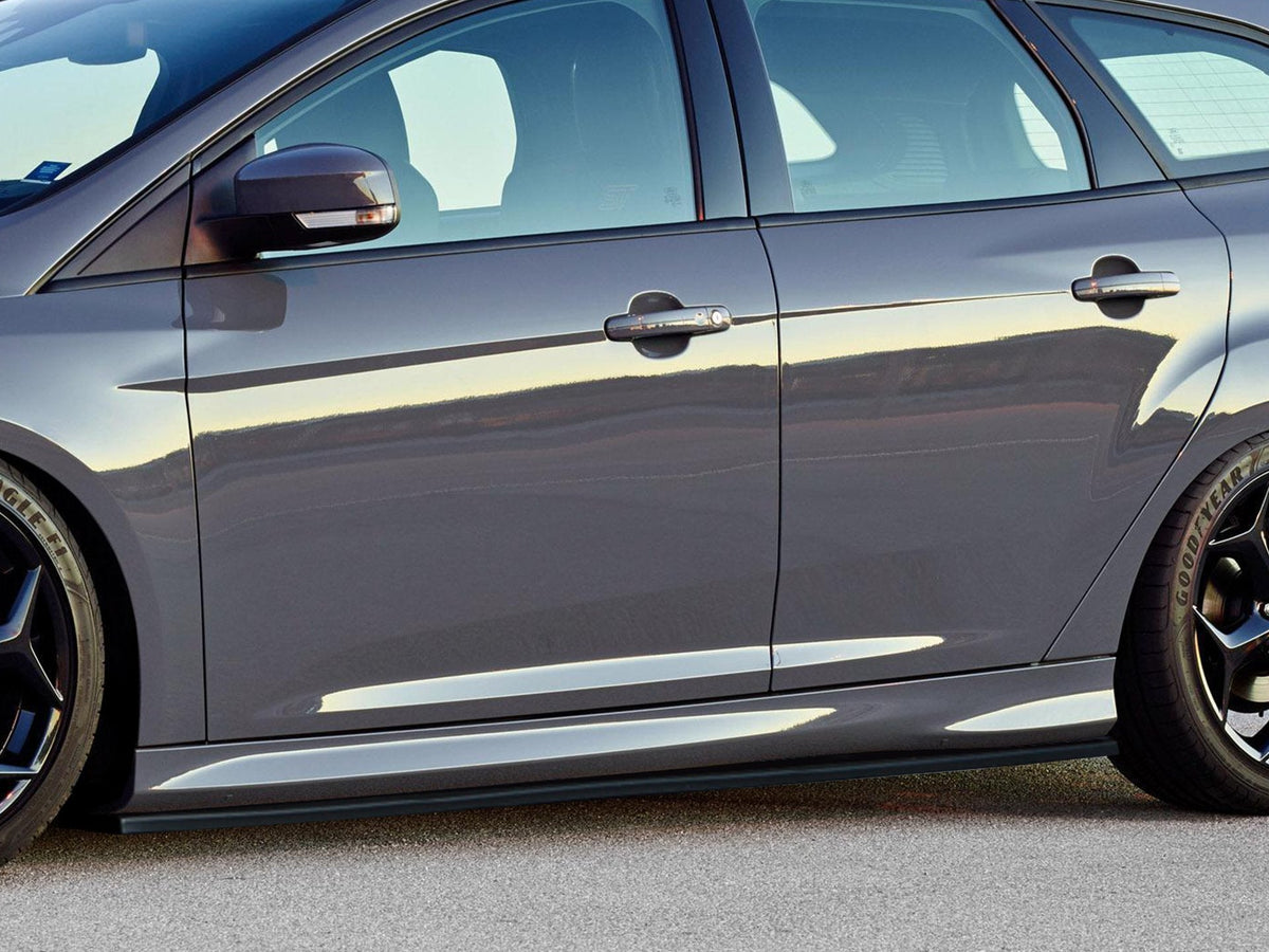 Seitenschweller im Cup Look passend für Ford Focus ST DYB