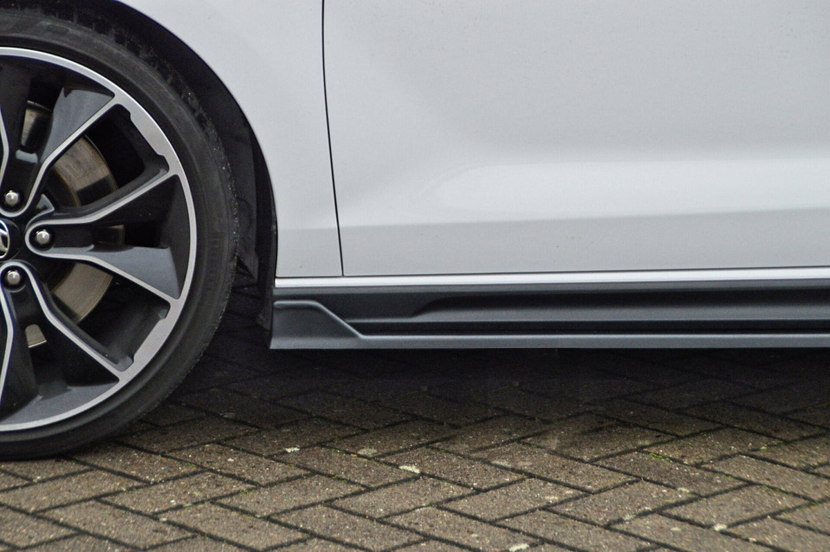 Cup Seitenschweller passend für Hyundai I30N