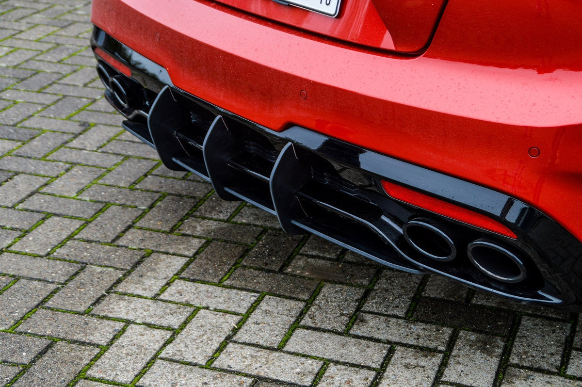 Gefräster Heckansatz passend für Kia Stinger CK