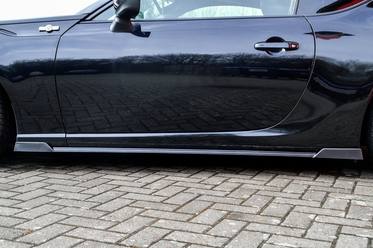 Seitenschweller mit Wing vorne und hinten passend für Toyota GT86