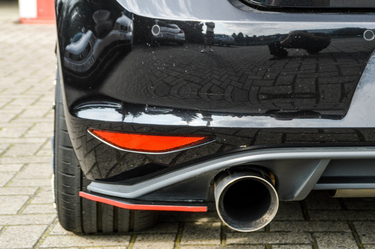 Gefräste Heckseitenteile passend für VW Golf 7 GTI + GTD AU