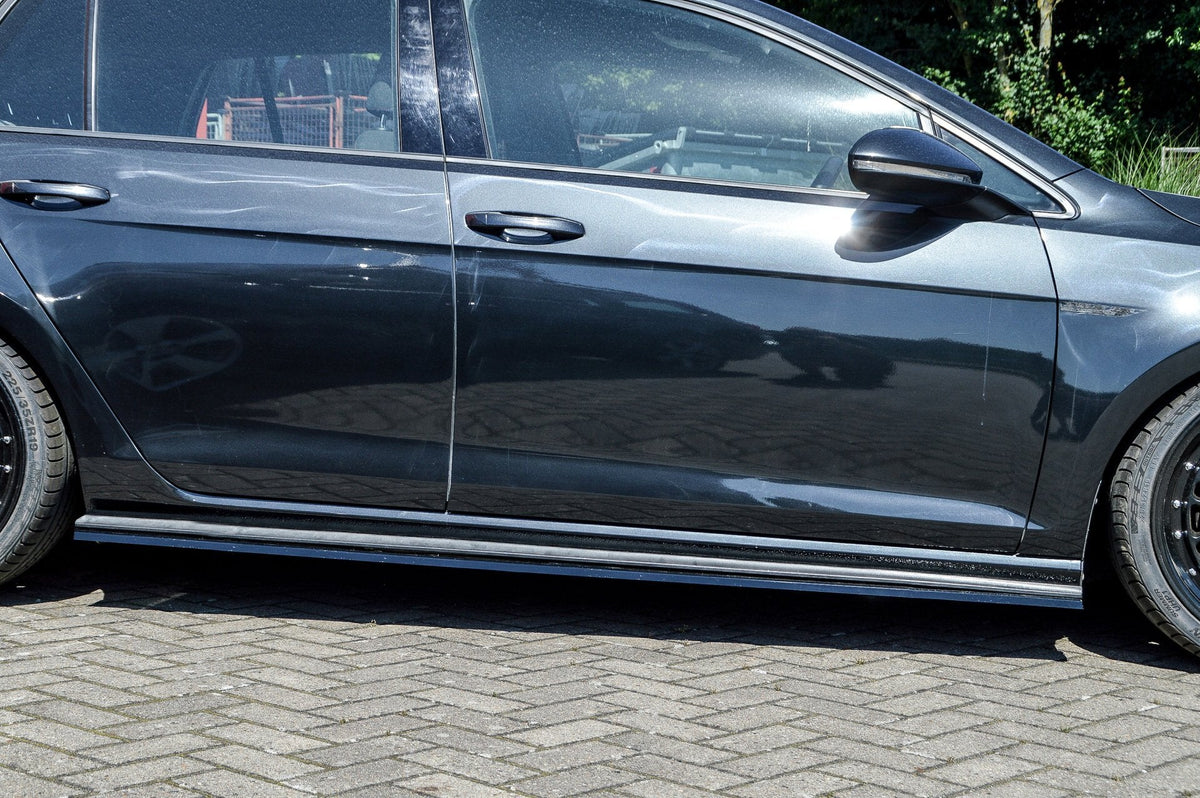 Seitenschweller im Cup Look passend für VW Golf 7R+R-Line Facelift
