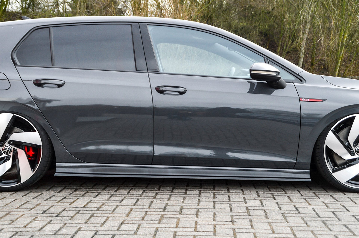 Cup Seitenschweller aus ABS passend für VW Golf 8 GTI + GTD