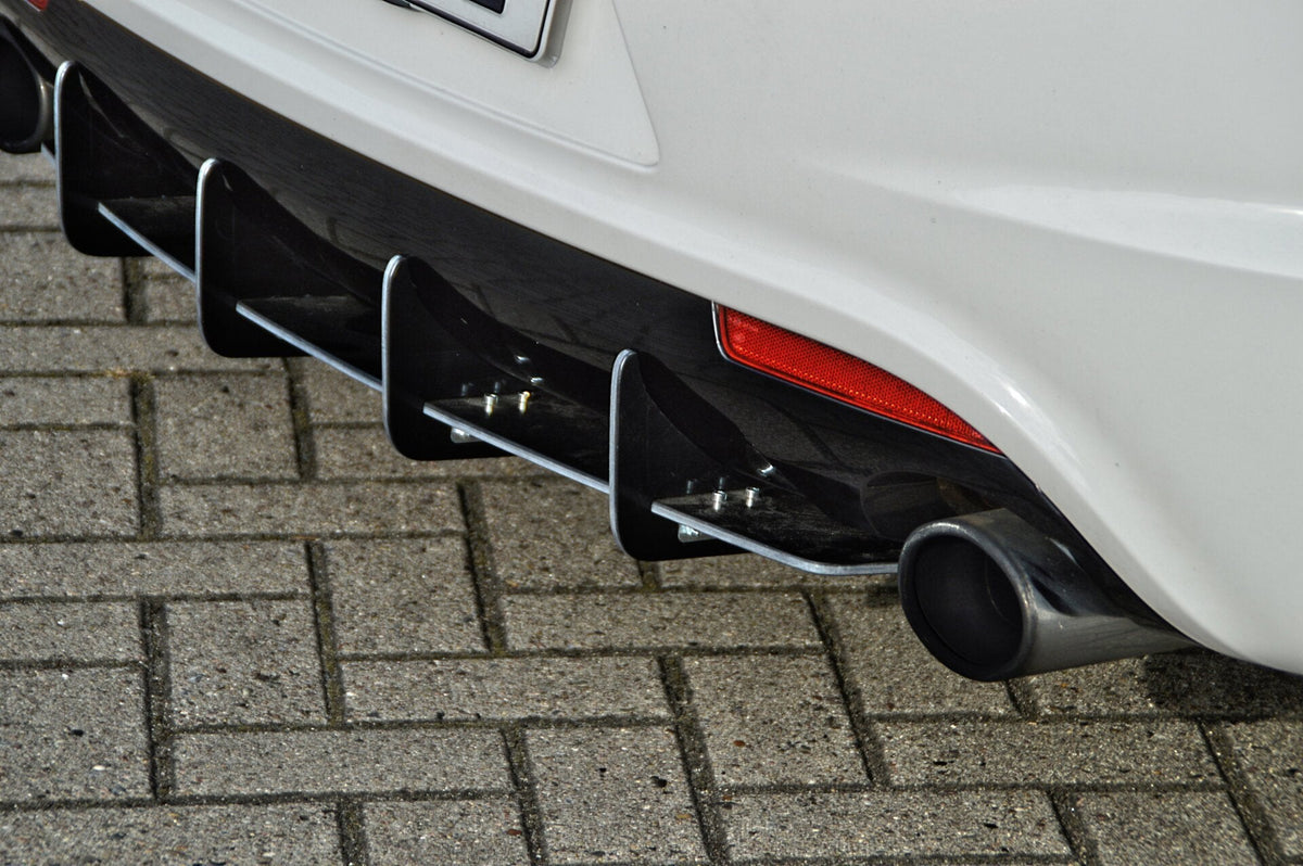 Gefräster Heckansatz mit Finnen passend für VW Scirocco R 13