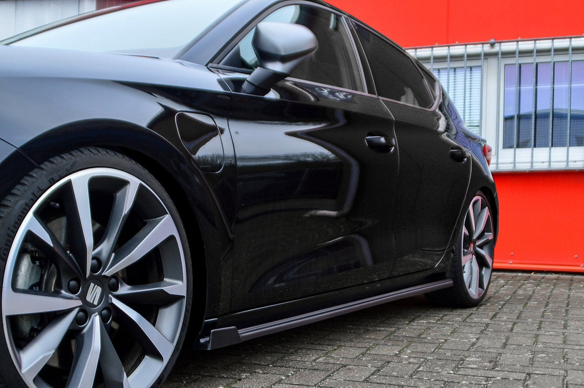 Cup Seitenschweller mit Wing vorne passend für Seat Leon K
