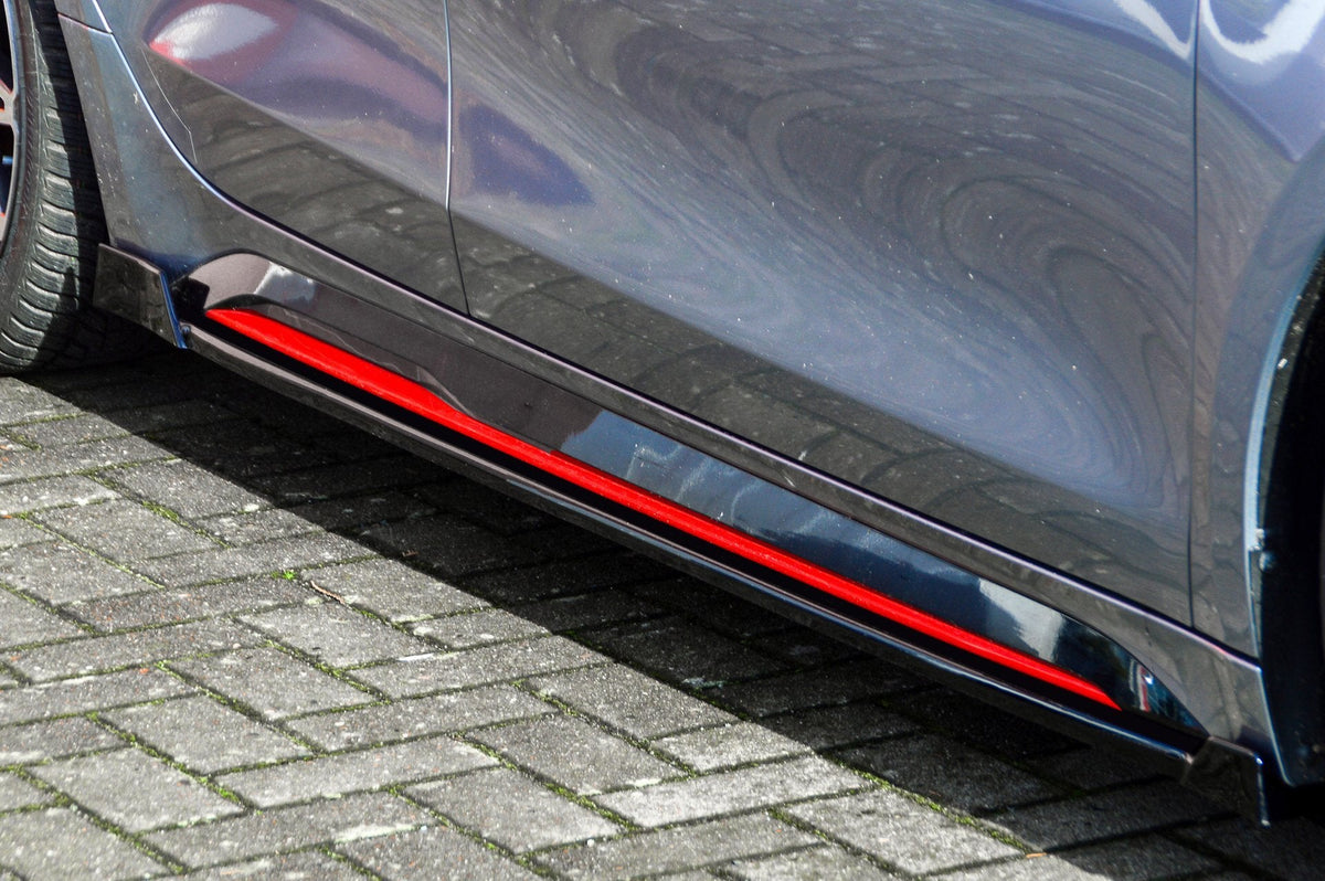 Seitenschweller mit Wing vorne + hinten passend für Kia Proceed GT + GT-Line