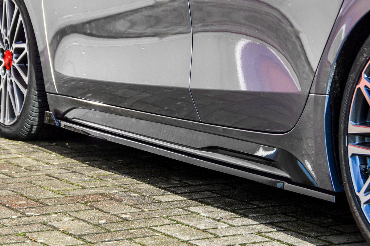 Seitenschweller mit Wing vorne passend für Kia Proceed GT + GT-Line