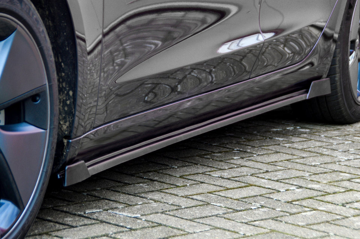 Cup Seitenschweller mit Wing vorne + hinten passend für Tesla Model 3
