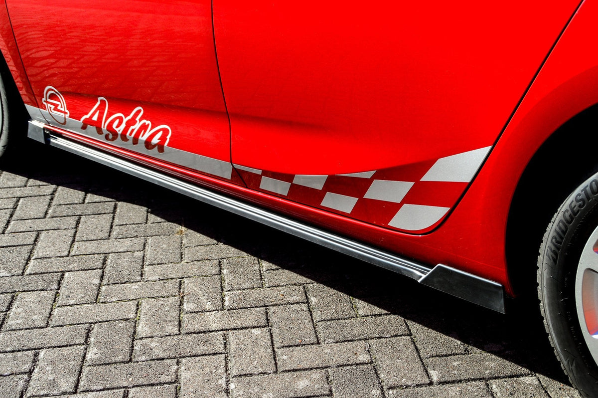Seitenschweller mit Wing vorne und hinten passend für Opel Astra K