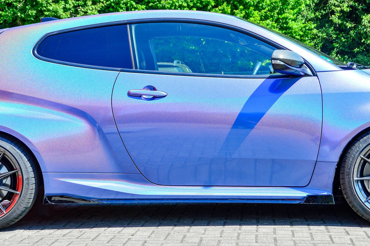 Seitenschweller mit Wings vorne und hinten passend für Toyota GR Yaris