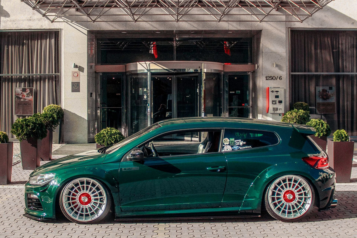 IN Liberty Style Radlaufverbreiterung 4 tlg. passend für VW Scirocco R