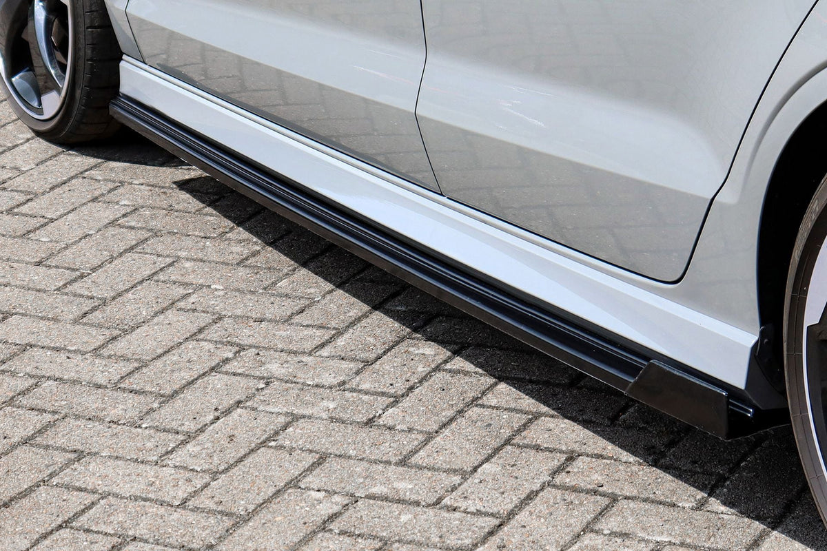 Seitenschweller mit Wings hinten passend für Audi A3 8VS S3 + RS3 Limousine