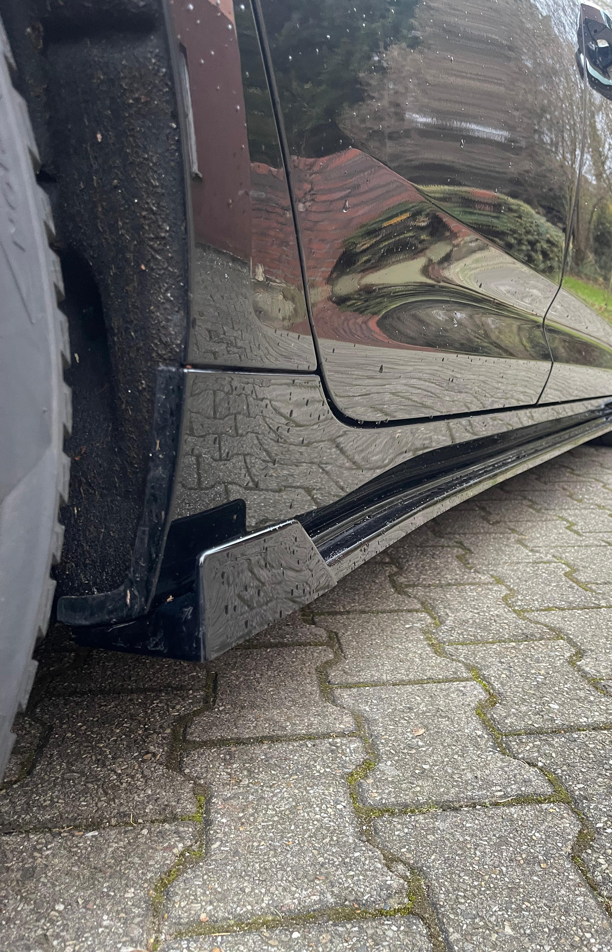 Seitenschwellersatz aus ABS mit seitlichem Wing hinten passend für Audi A6 C8 Typ F2