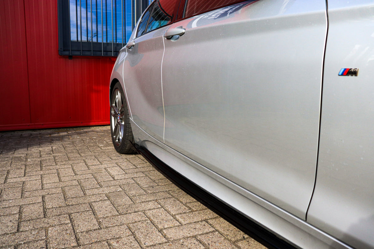 Seitenschweller im Cup Look mit Wings passend für BMW 1er F20/21 M140i & M-Paket
