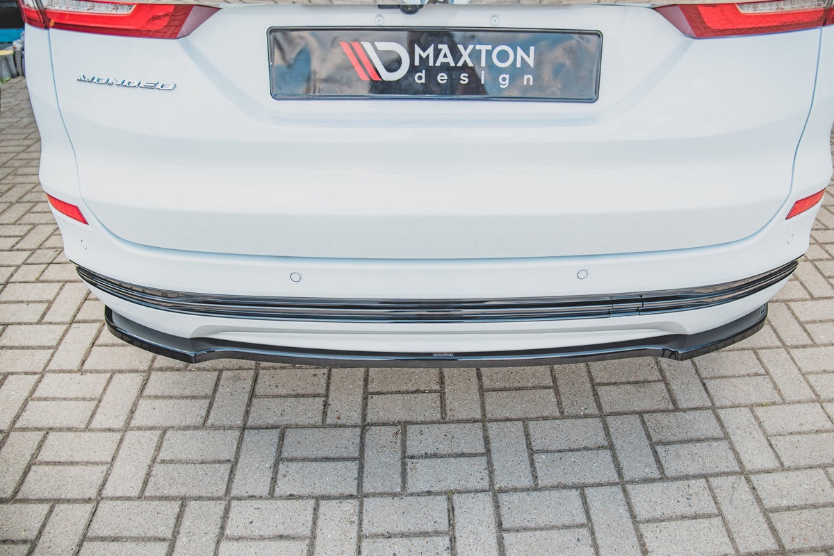 Maxton Design - Diffusor für Ford Mondeo Kombi Platinium Mk5 Facelift - Aerowerk.
