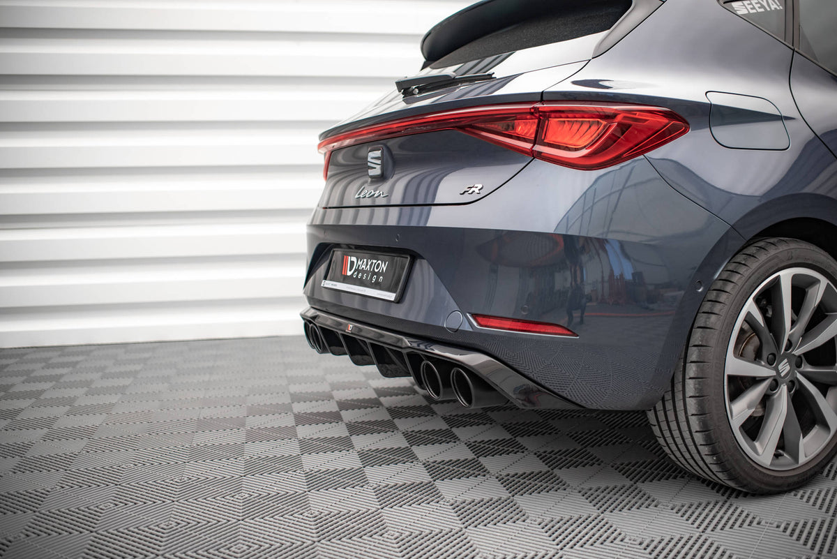 Maxton Design - Diffusor Heck Ansatz + Endrohre für Seat Leon FR Hatchback Mk4 - Aerowerk.