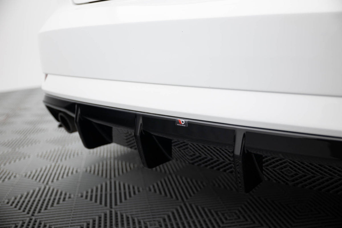 Maxton Design - Diffusor Heck Ansatz für Audi A3 Limousine 8V Facelift (Einzelauspuff li. re.) - Aerowerk.
