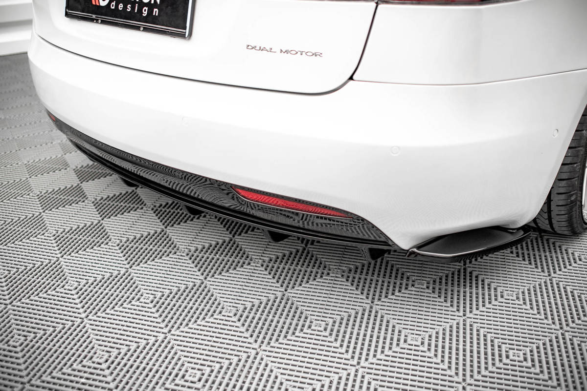 Maxton Design - Diffusor Heck Ansatz für Tesla Model S Facelift - Aerowerk.