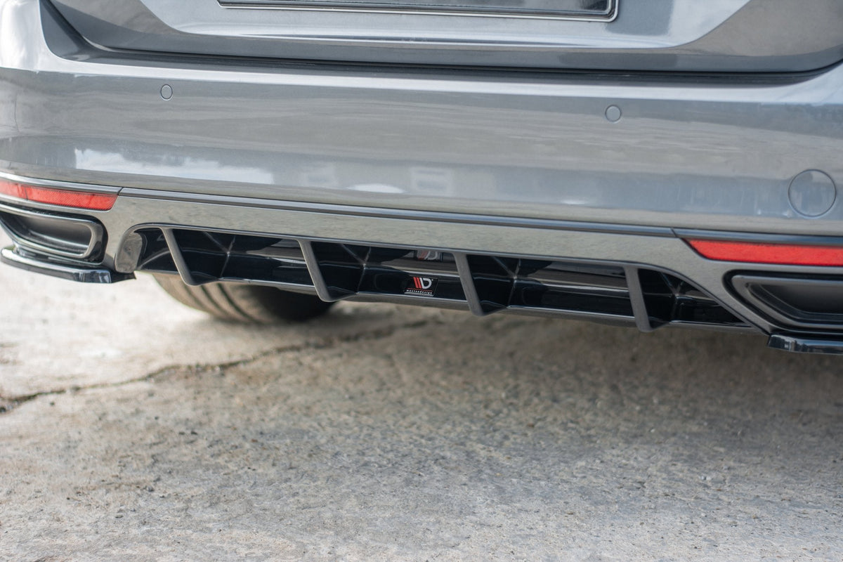 Maxton Design - Diffusor Heck Ansatz für VW Passat R - Line B8 - Aerowerk.