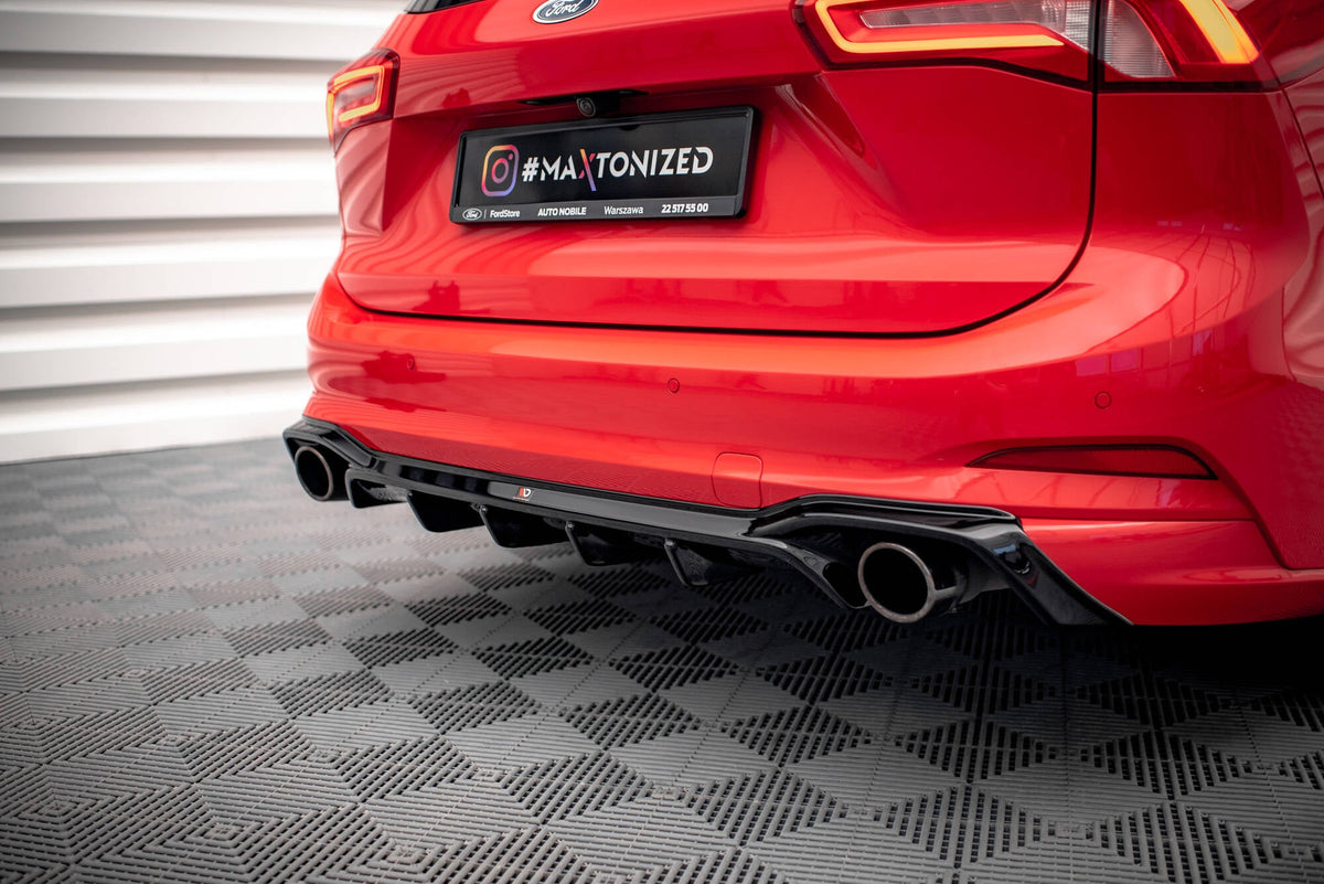 Maxton Design - Diffusor V2 Heck Ansatz für Ford Focus Kombi ST Mk4 - Aerowerk.