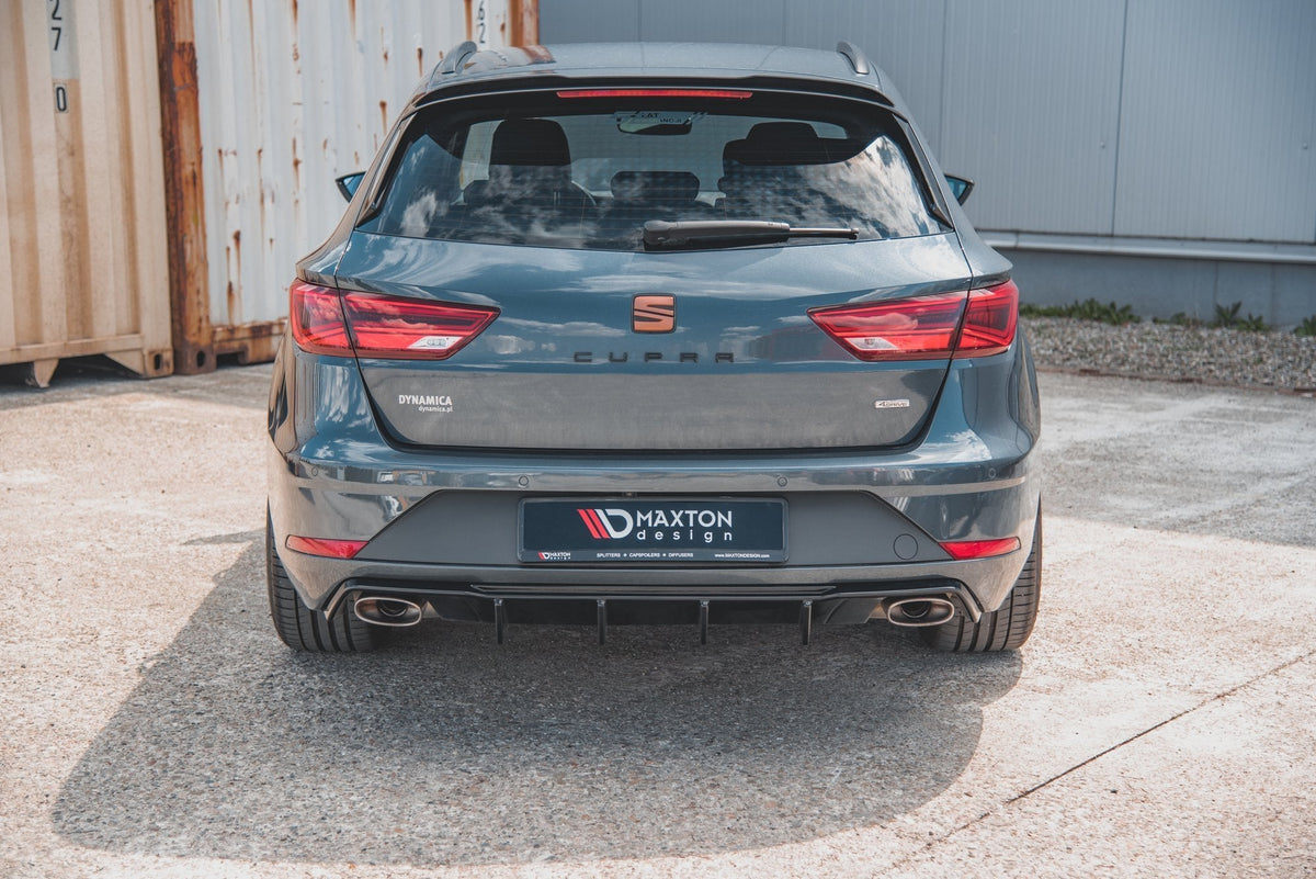 Maxton Design - Diffusor V2 Heck Ansatz für Seat Leon Cupra ST Mk3 FL - Aerowerk.