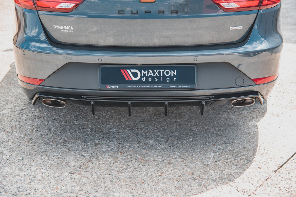 Maxton Design - Diffusor V2 Heck Ansatz für Seat Leon Cupra ST Mk3 FL - Aerowerk.