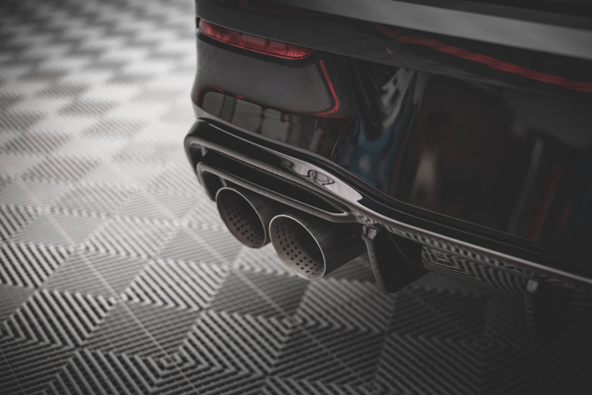 Maxton Design - Diffusor V2 Heck Ansatz für VW Golf R Mk8 Facelift - Aerowerk.