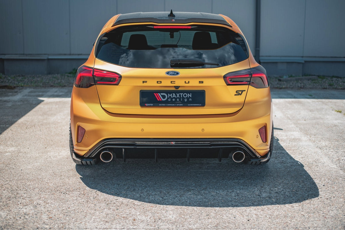 Maxton Design - Diffusor V3 Heck Ansatz für Ford Focus Hatchback ST Mk4 - Aerowerk.