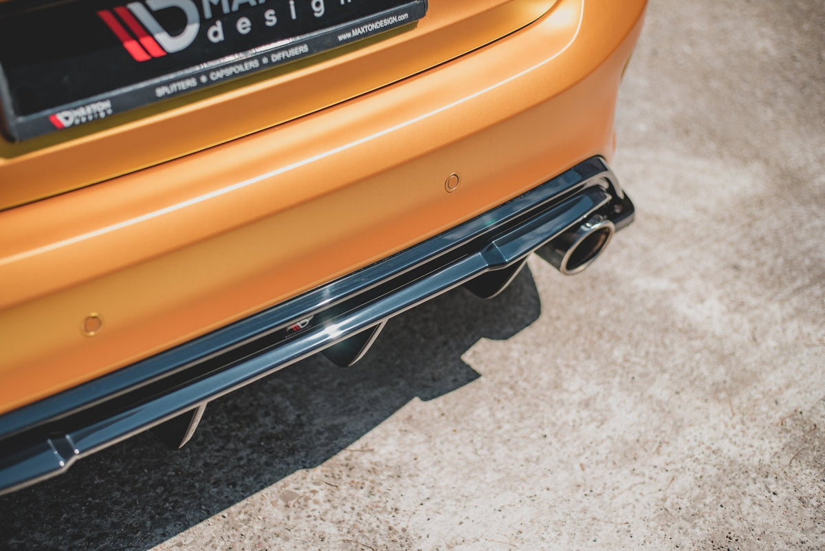 Maxton Design - Diffusor V3 Heck Ansatz für Ford Focus Hatchback ST Mk4 - Aerowerk.