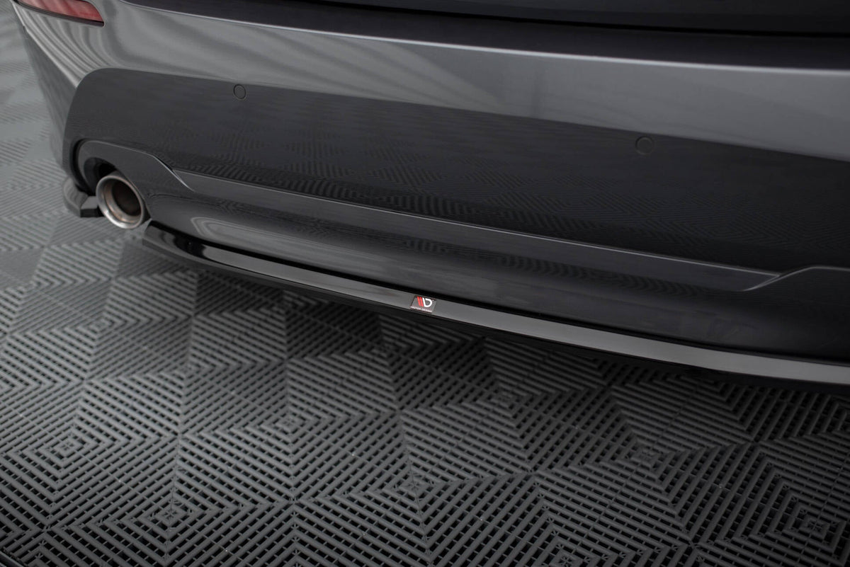 Maxton Design - Flaps Heckansatz Diffusor für BMW 1er F40 - Aerowerk.