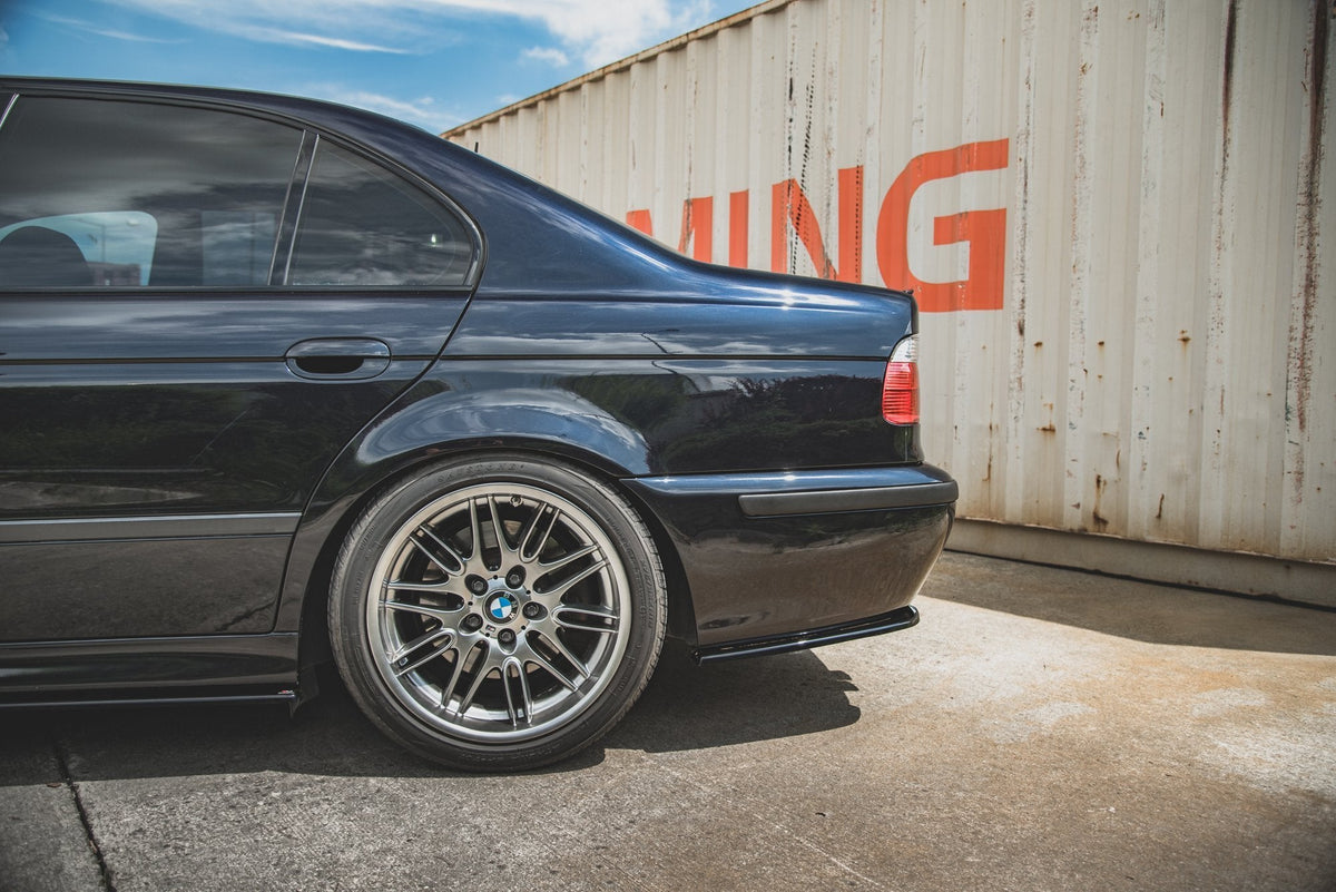 Maxton Design - Flaps Heckansatz Diffusor für BMW M5 / 5 M - Paket E39 - Aerowerk.