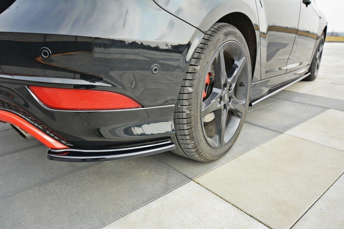 Maxton Design - Heck Ansatz Flaps Diffusor für Ford Focus ST - Line Mk3 FL - Aerowerk.