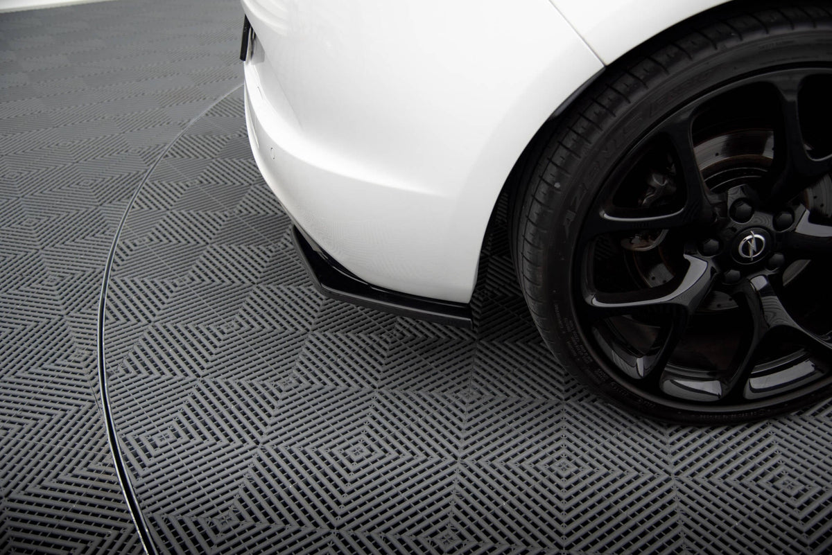 Maxton Design - Heck Ansatz Flaps Diffusor für OPEL ASTRA J OPC / VXR - Aerowerk.