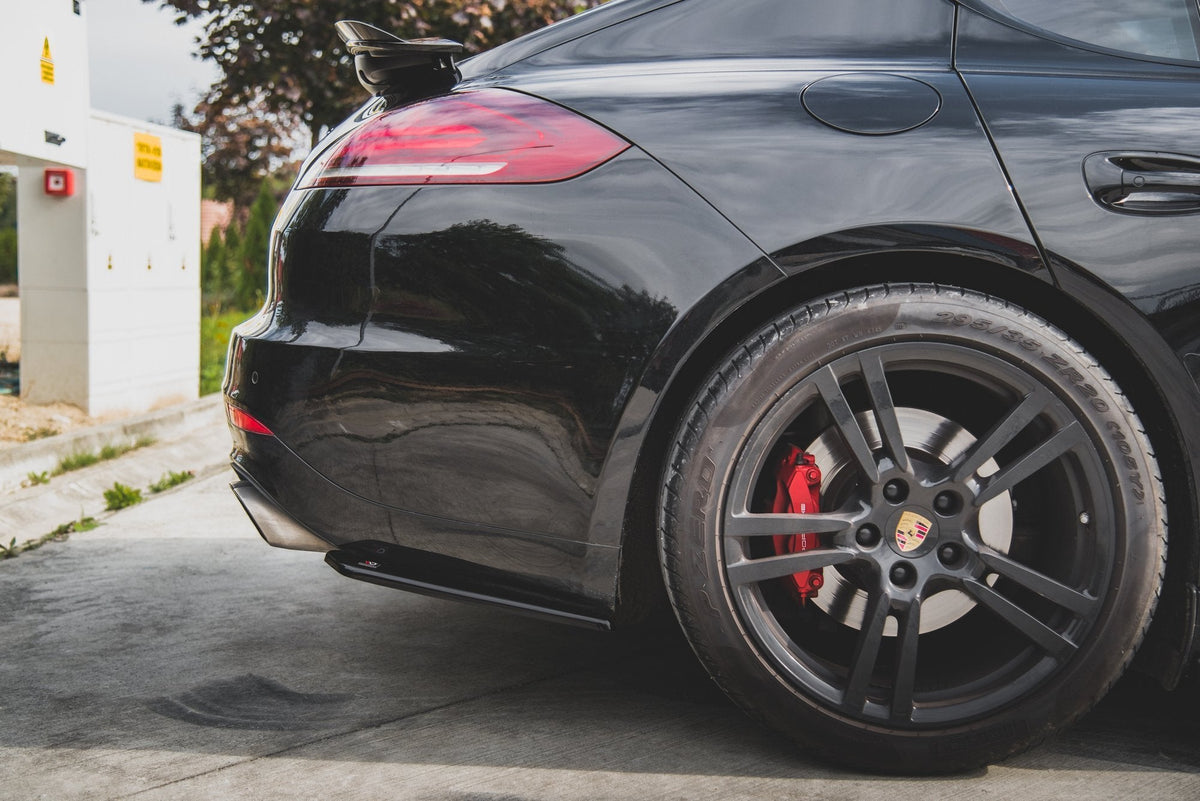 Maxton Design - Heck Ansatz Flaps Diffusor für Porsche Panamera Turbo 970 Facelift - Aerowerk.