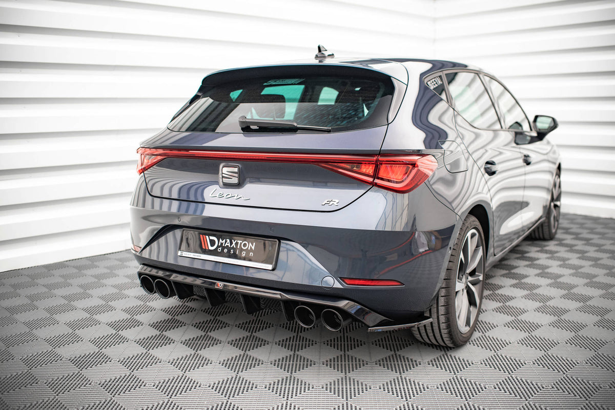 Maxton Design - Heck Ansatz Flaps Diffusor für Seat Leon FR Hatchback Mk4 - Aerowerk.
