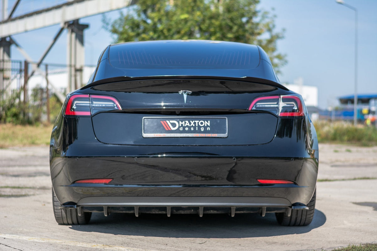 Maxton Design - Heck Ansatz Flaps Diffusor für Tesla Model 3 - Aerowerk.