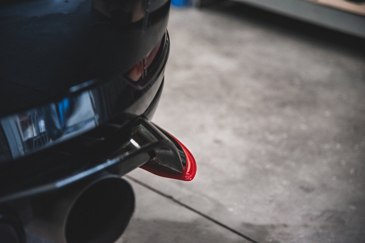 Maxton Design - Heck Ansatz Flaps Diffusor für VW Golf 7 GTI TCR - Aerowerk.