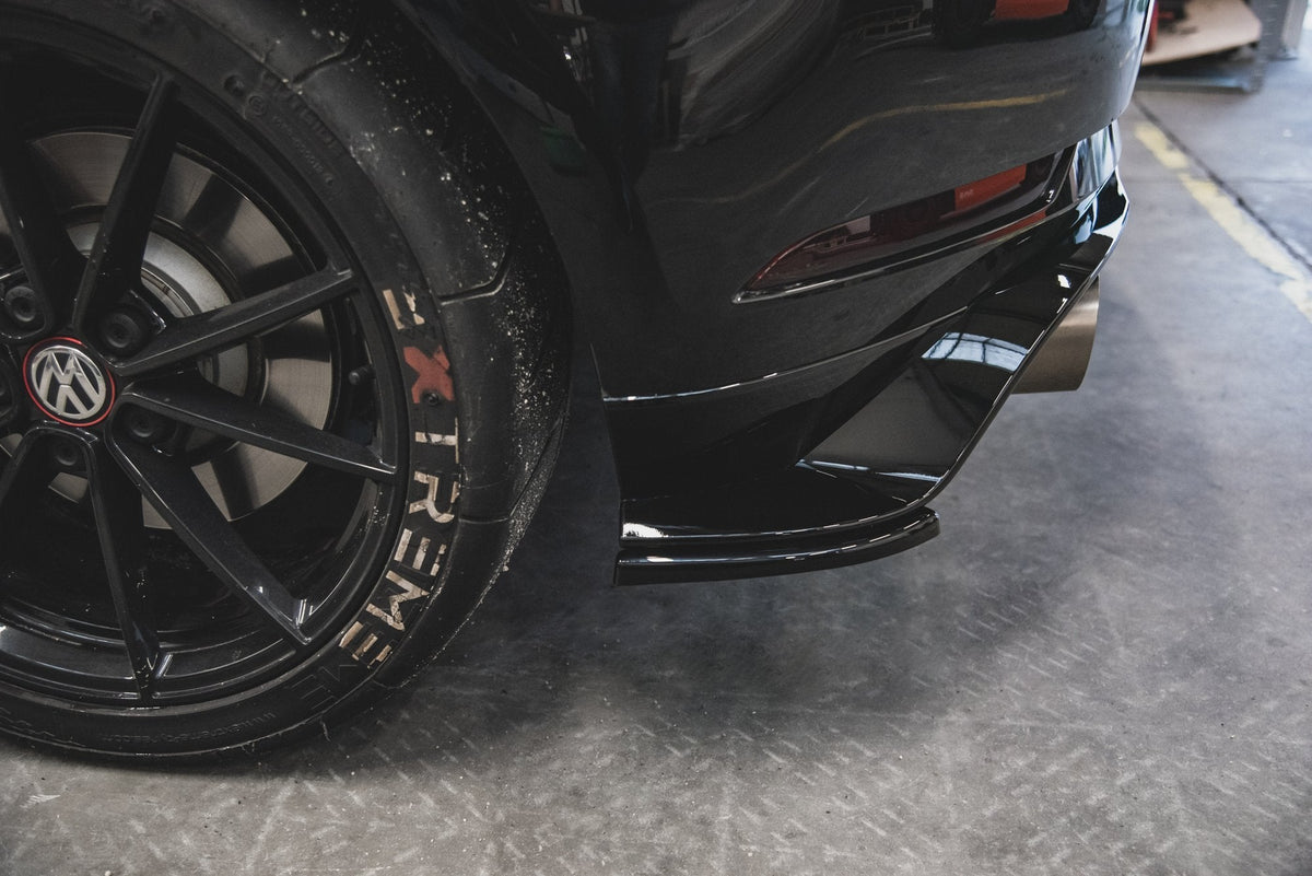 Maxton Design - Heck Ansatz Flaps Diffusor für VW Golf 7 GTI TCR - Aerowerk.