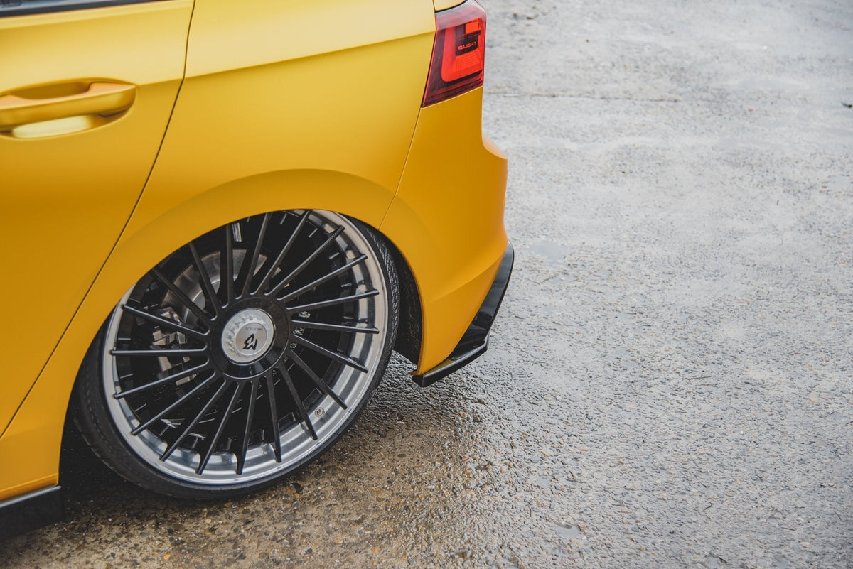 Maxton Design - Heck Ansatz Flaps Diffusor für VW Golf Mk8 Facelift - Aerowerk.