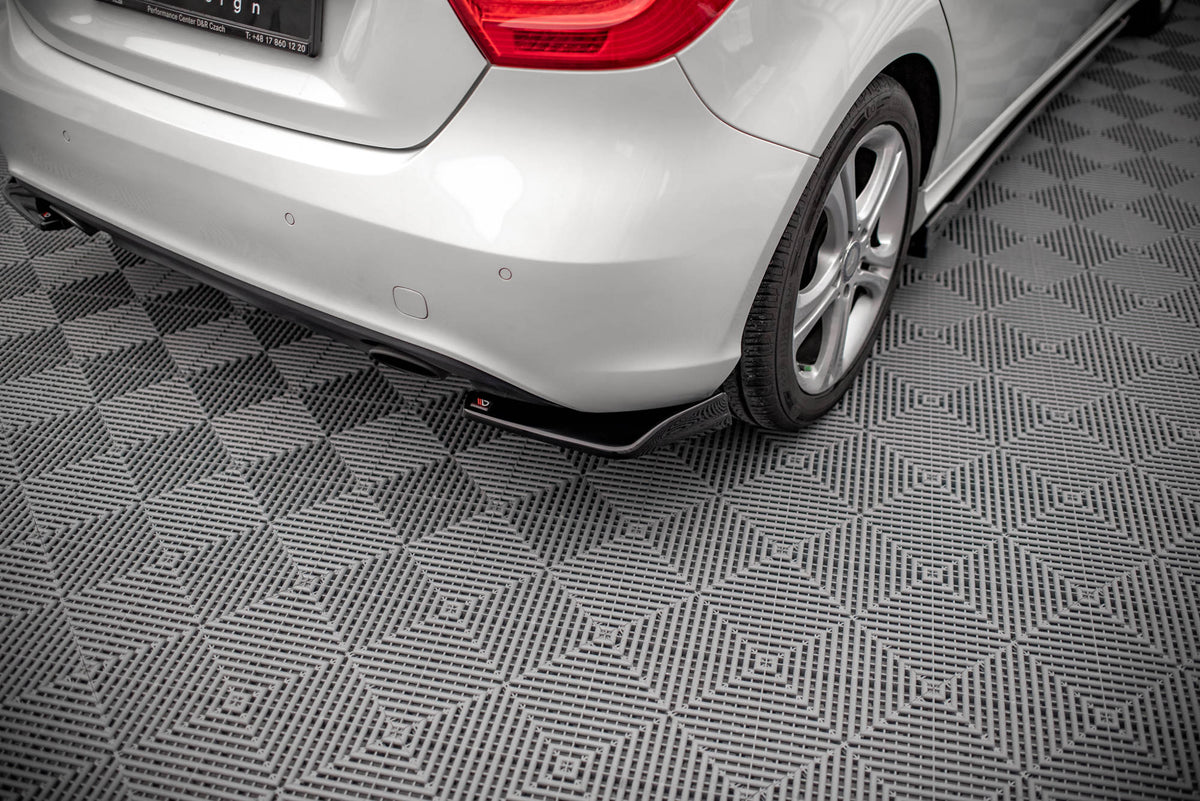Maxton Design - Heck Ansatz Flaps Diffusor V1 für Mercedes - Benz A W176 - Aerowerk.