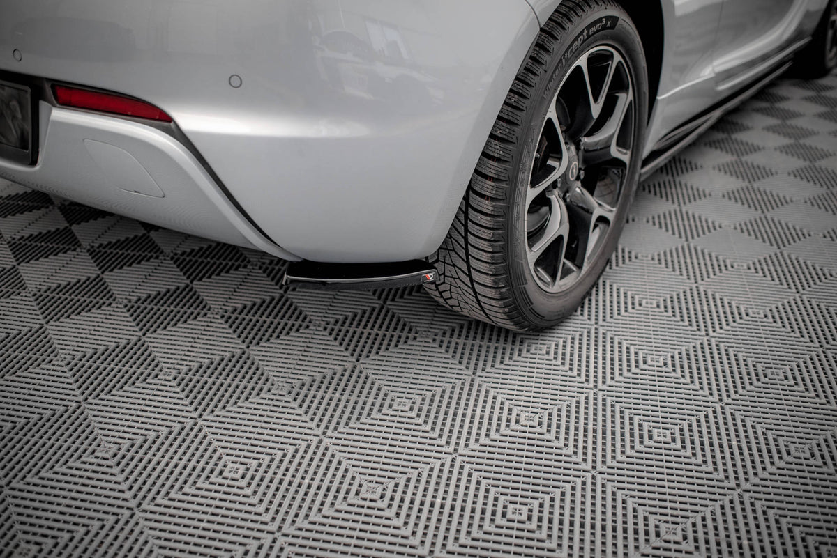 Maxton Design - Heck Ansatz Flaps Diffusor V1 für Opel Astra GTC OPC - Line J - Aerowerk.
