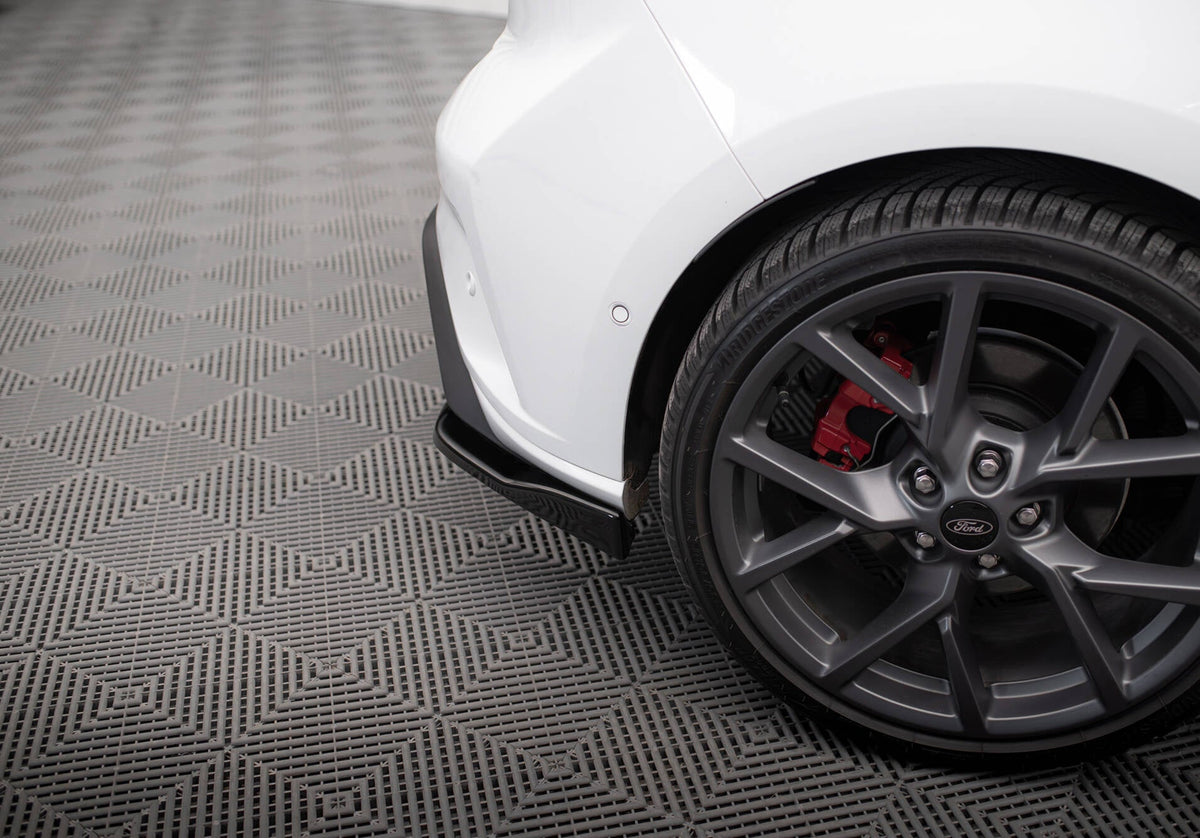 Maxton Design - Heck Ansatz Flaps Diffusor V2 für Ford Focus Hatchback ST Mk4 - Aerowerk.
