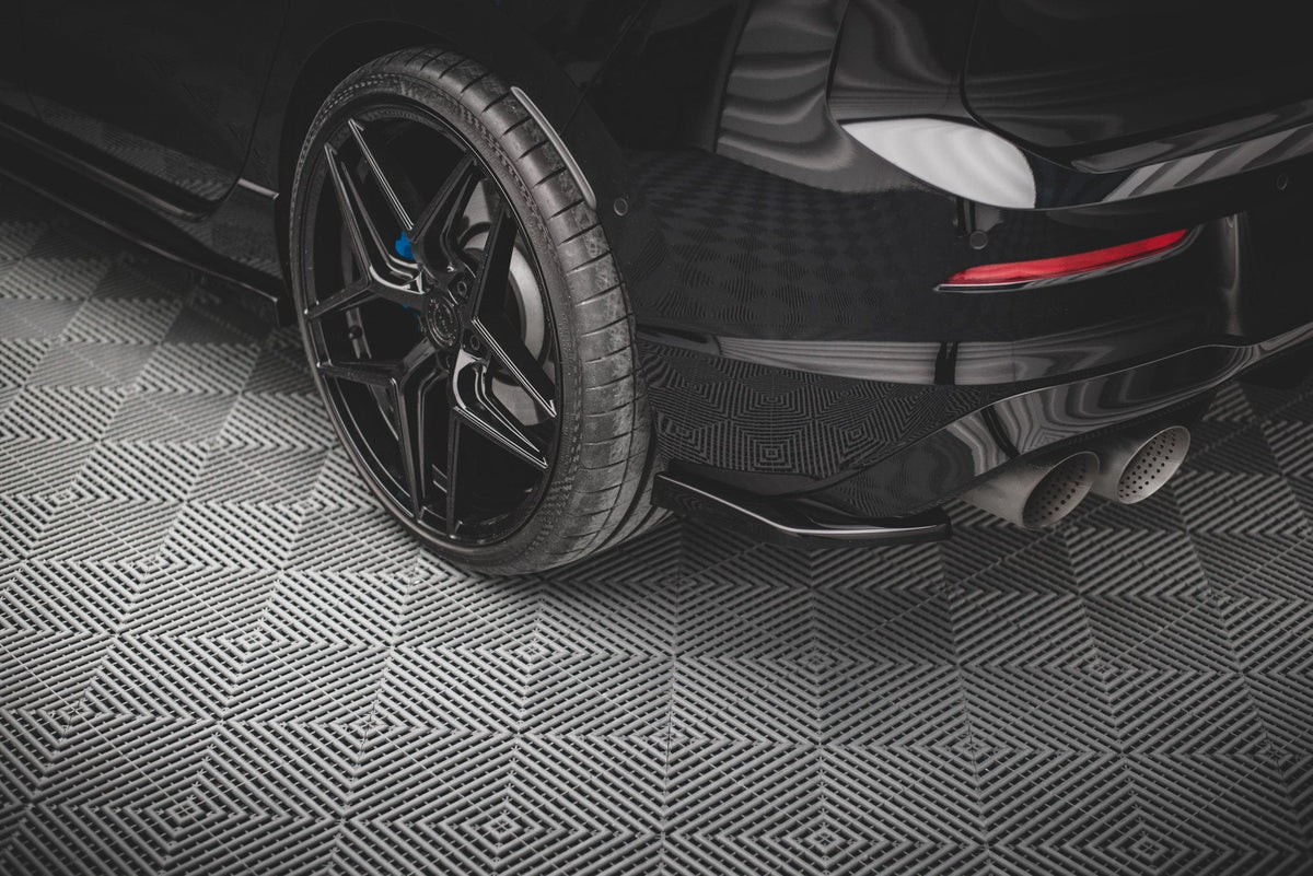 Maxton Design - Heck Ansatz Flaps Diffusor V2 für VW Golf R Mk8 Facelift - Aerowerk.