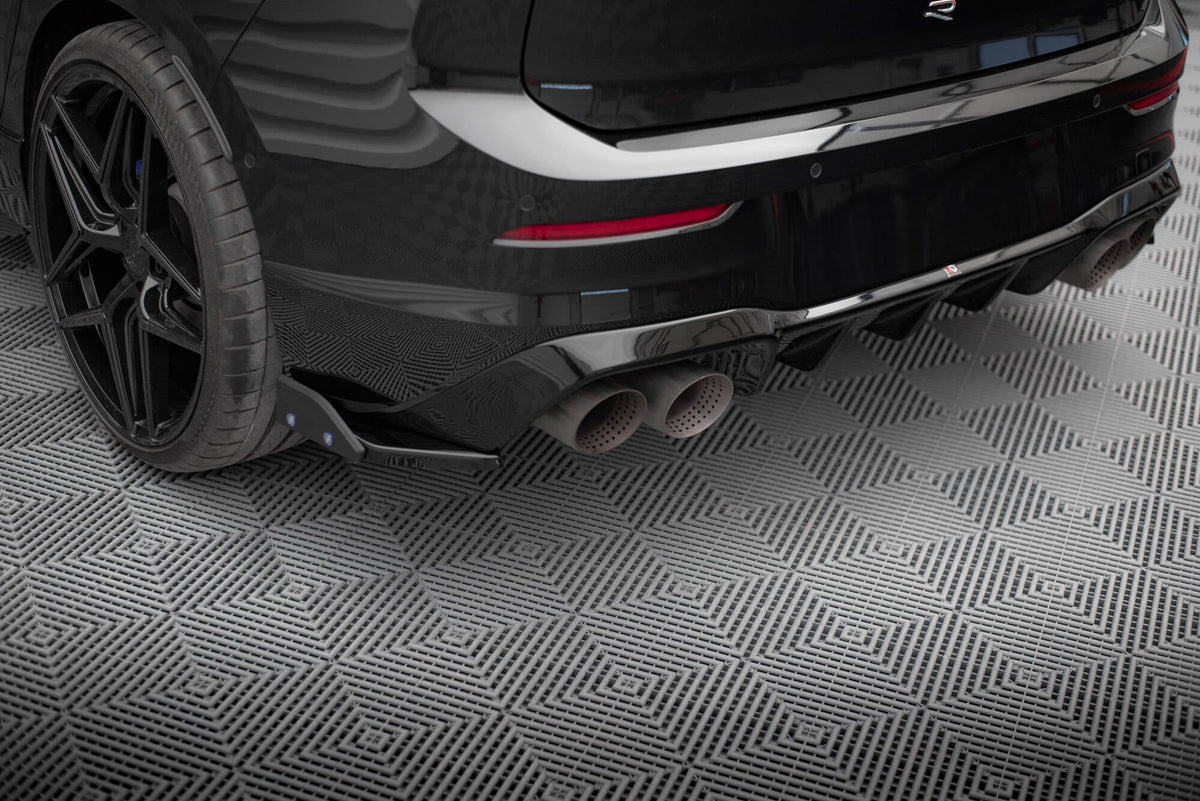 Maxton Design - Heck Ansatz Flaps Diffusor V5 + Flaps für VW Golf R Mk8 Facelift - Aerowerk.