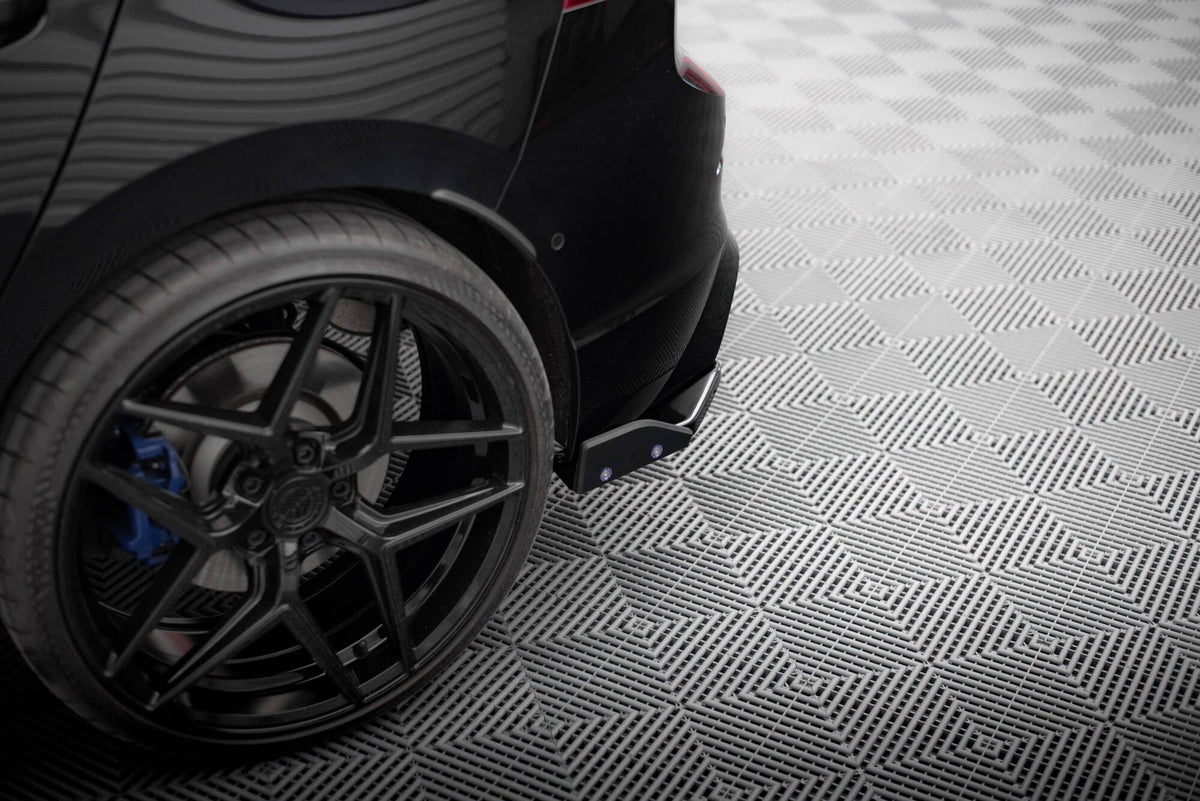 Maxton Design - Heck Ansatz Flaps Diffusor V5 + Flaps für VW Golf R Mk8 Facelift - Aerowerk.