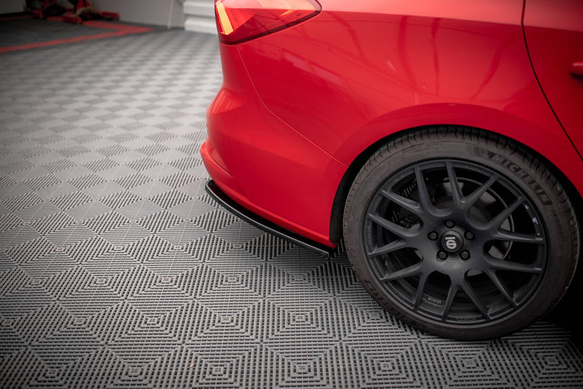 Maxton Design - Heck Ansatz Flaps Diffusor V5 für Ford Focus Kombi ST Mk4 - Aerowerk.