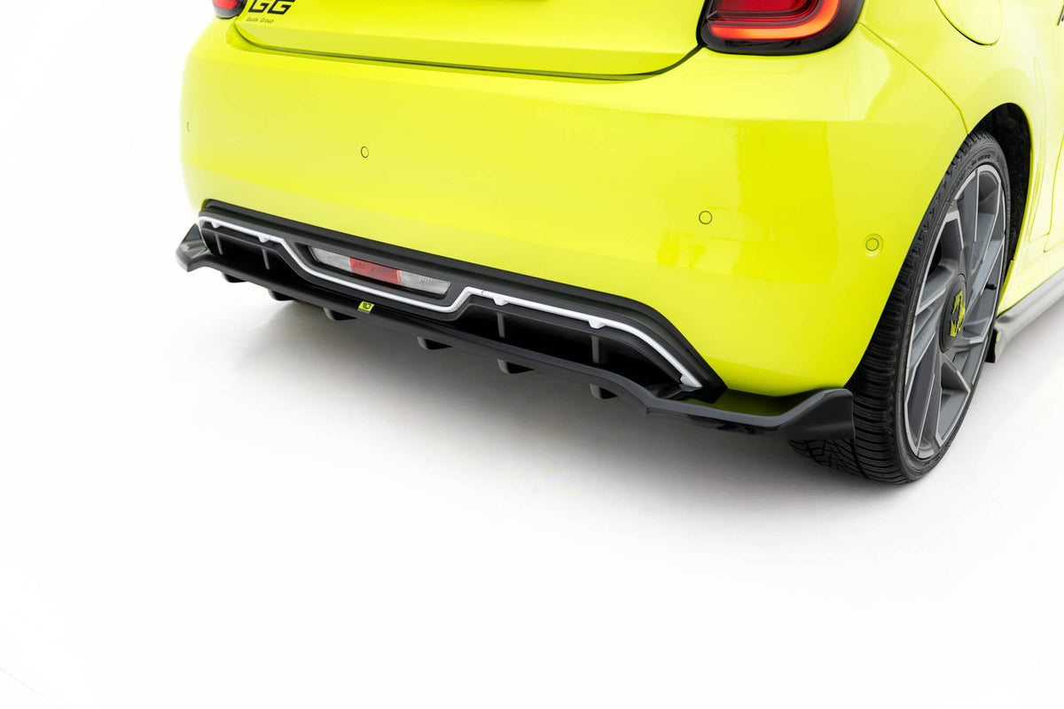 Maxton Design - Mittlerer Cup Diffusor DTM Look Heck Ansatz für Abarth 500e - Aerowerk.